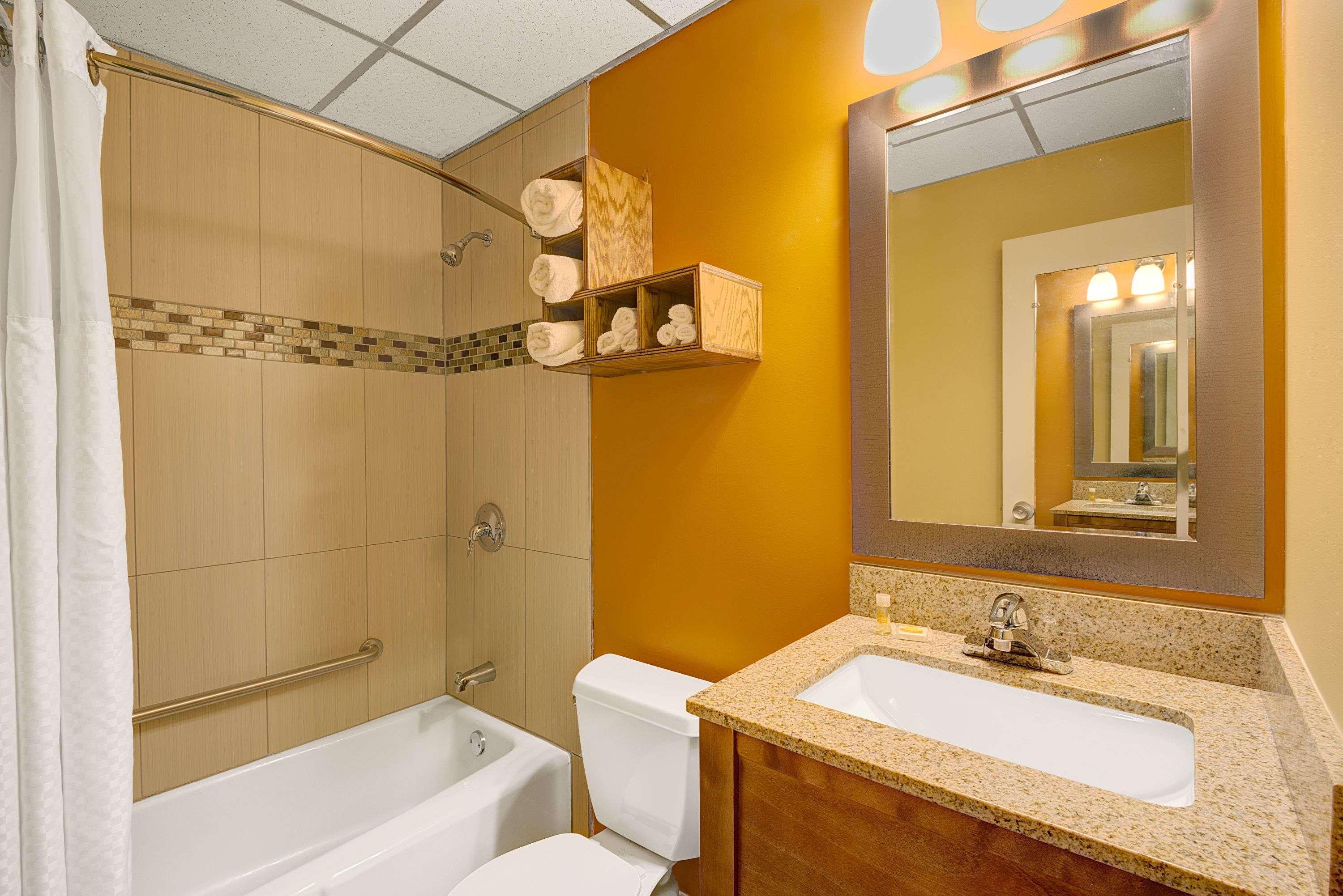 Days Inn By Wyndham Southington Zewnętrze zdjęcie