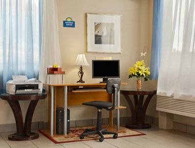 Days Inn By Wyndham Southington Zewnętrze zdjęcie