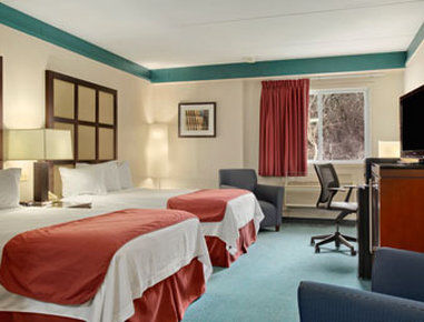 Days Inn By Wyndham Southington Zewnętrze zdjęcie