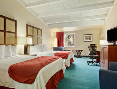 Days Inn By Wyndham Southington Zewnętrze zdjęcie